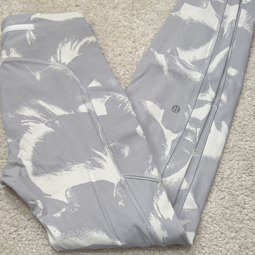 Lululemon Athletica Light Gray and White Leggings